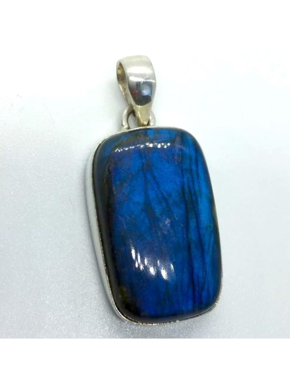 NATURAL GLOWING RECTANGULAR LABRADORITE STERLING SILVER PENDANT NECKLACE